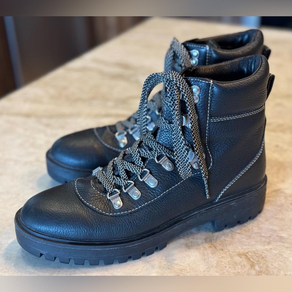 Jcrew Lightweight Leather Nordic boots, Like New, size 9